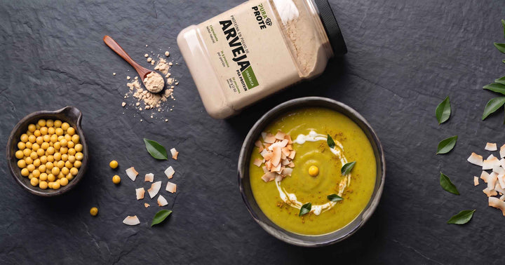 Crema con proteína de arveja orgánica, coco y curry cremosa