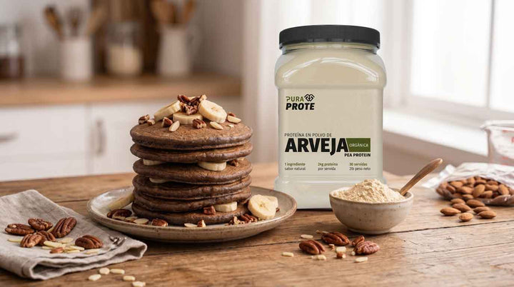 Pancakes de chocolate con proteína de arveja